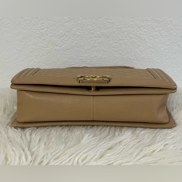 Authentic Chanel Bag - Picture 4 of 7